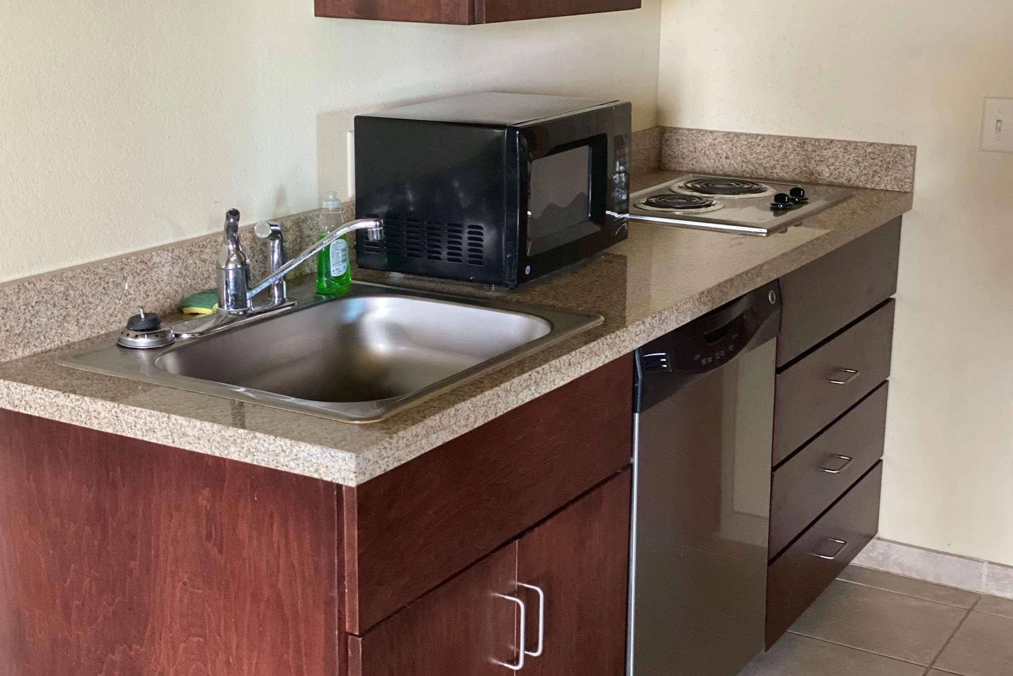 Americinn By Wyndham Oshkosh Bagian luar foto